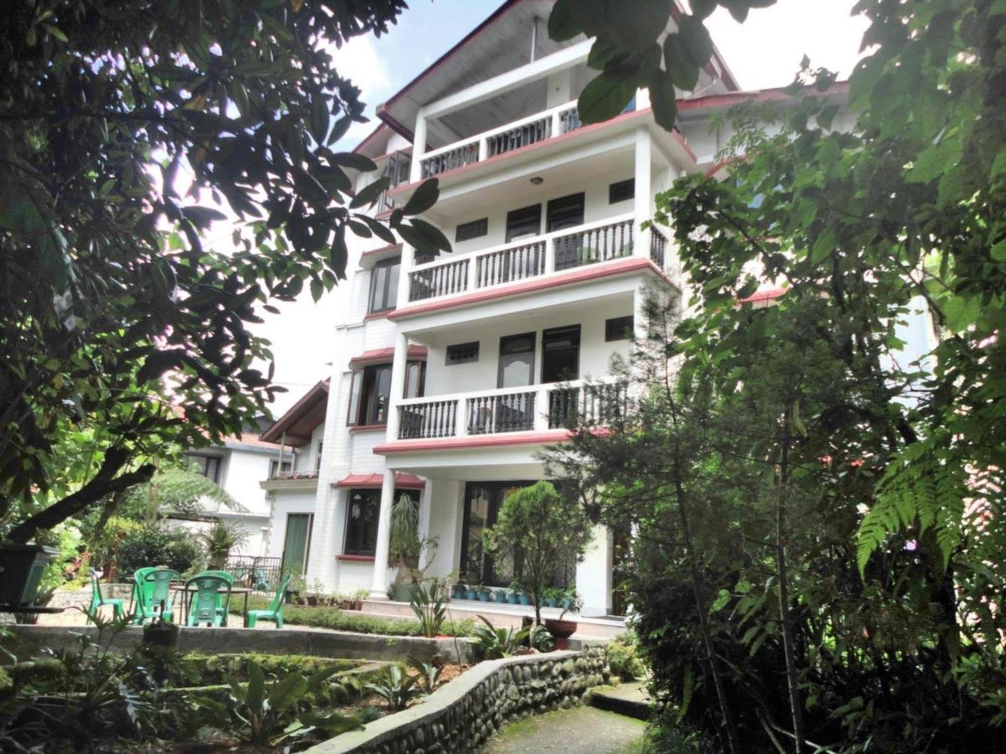 White Conch Residency Hotel Gangtok Exterior photo