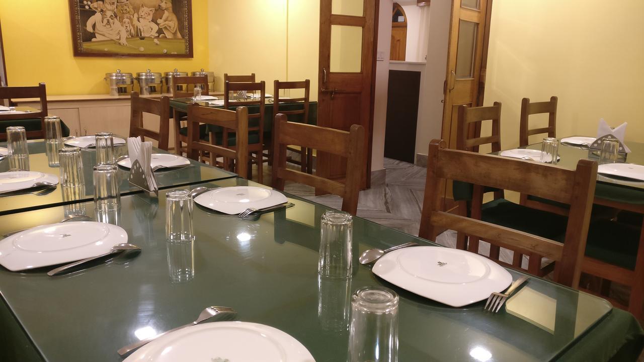 White Conch Residency Hotel Gangtok Exterior photo